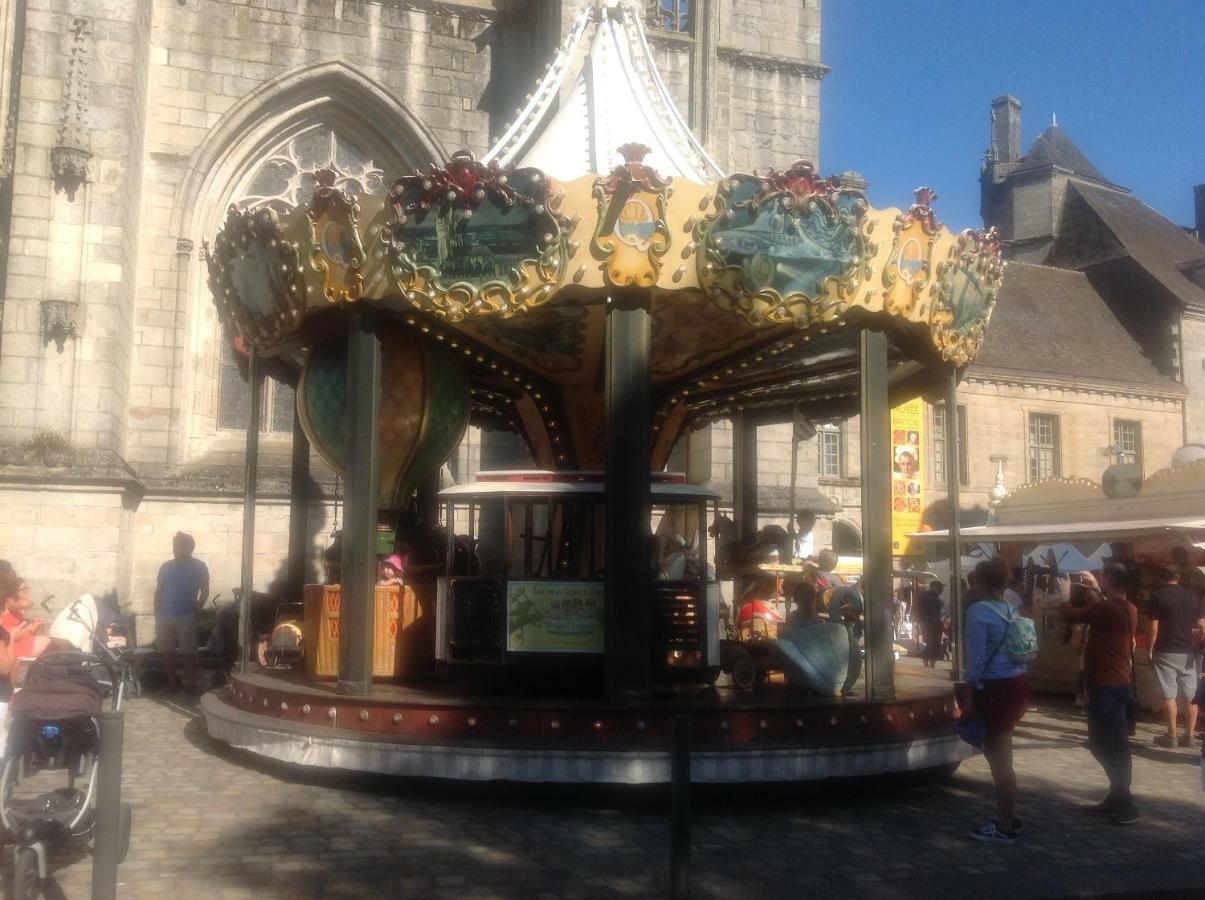 Апартаменты Le Vieux Quimper Classe*** Экстерьер фото
